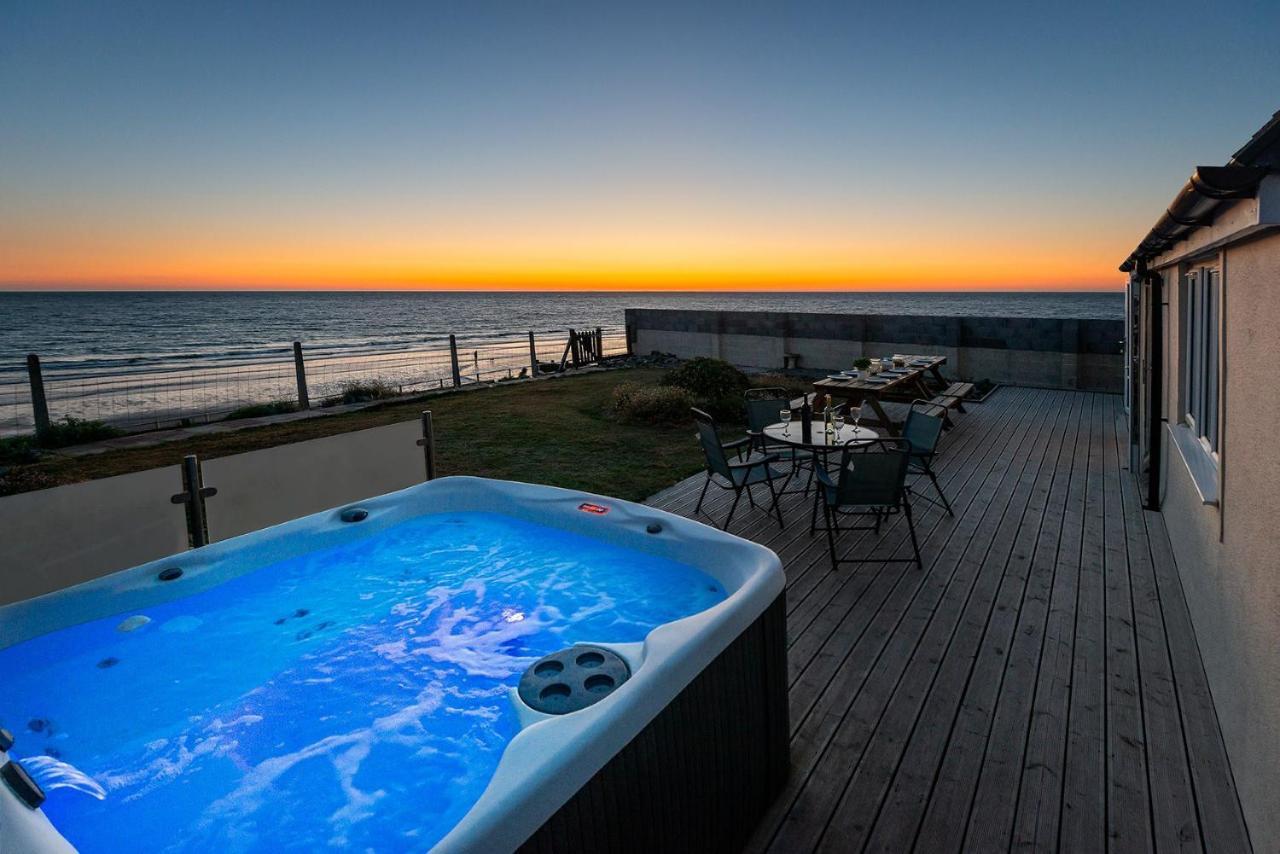 Sound Of The Sea, Beach Front Bungalow With Hot Tub, In Тевін Екстер'єр фото